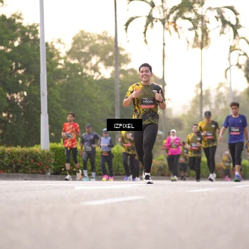 Runner Photo 6390340