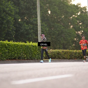 Runner Photo 6390364