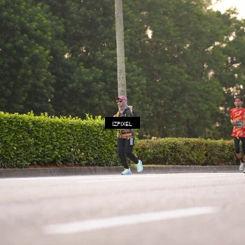 Runner Photo 6390394