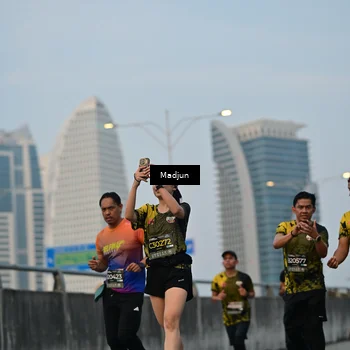Runner Photo 6390396