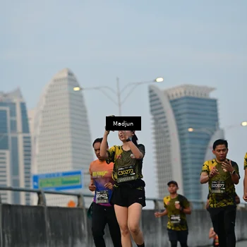 Runner Photo 6390399