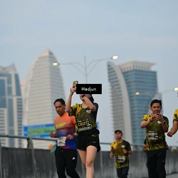 Runner Photo 6390408