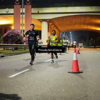 Runner Photo 6390424
