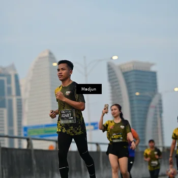 Runner Photo 6390445