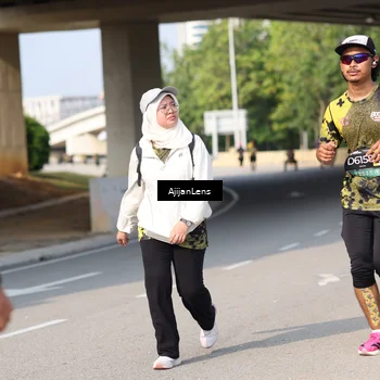 Runner Photo 6390493