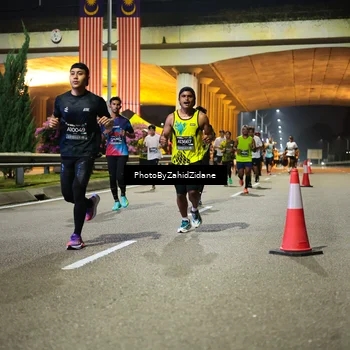 Runner Photo 6390494