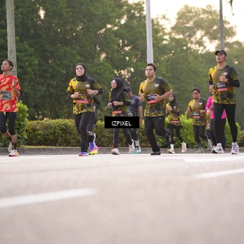 Runner Photo 6390496