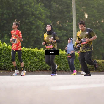 Runner Photo 6390515