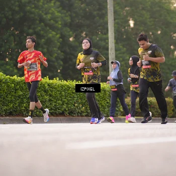 Runner Photo 6390518