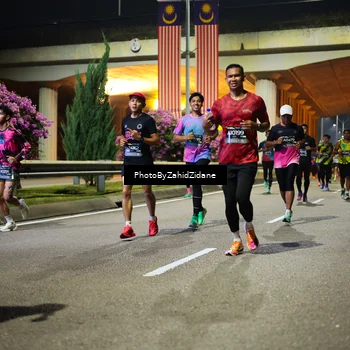 Runner Photo 6390594