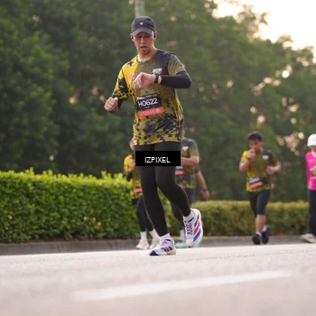 Runner Photo 6390634