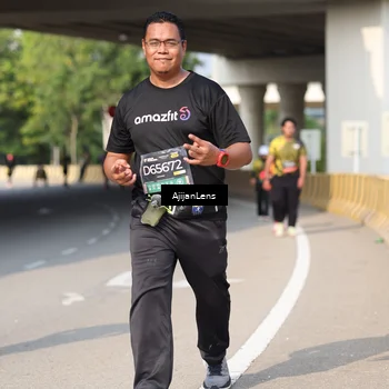 Runner Photo 6390645