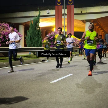Runner Photo 6390663