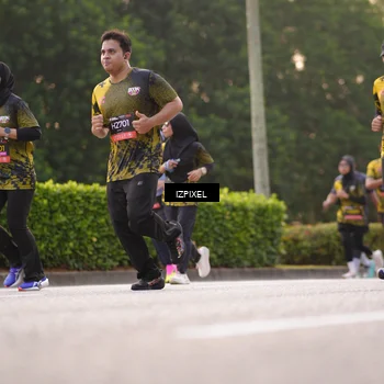 Runner Photo 6390667