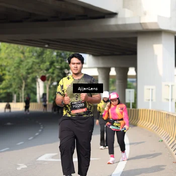Runner Photo 6390674