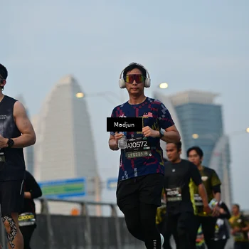 Runner Photo 6390697