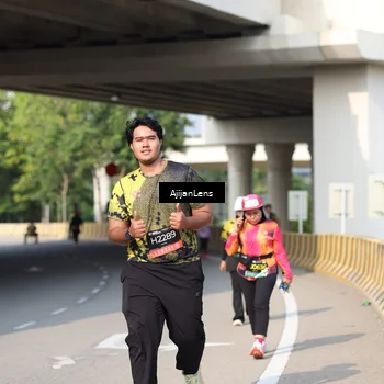 Runner Photo 6390699