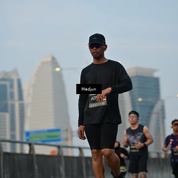 Runner Photo 6390758