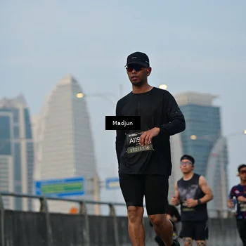 Runner Photo 6390785