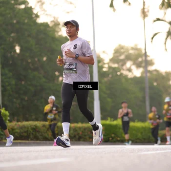 Runner Photo 6390852