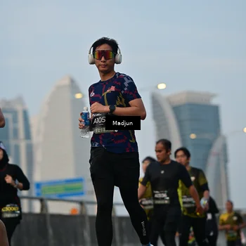 Runner Photo 6390860