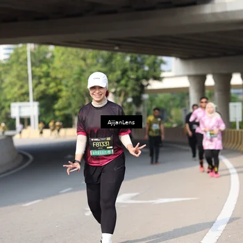 Runner Photo 6390890