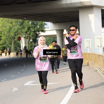 Runner Photo 6390924