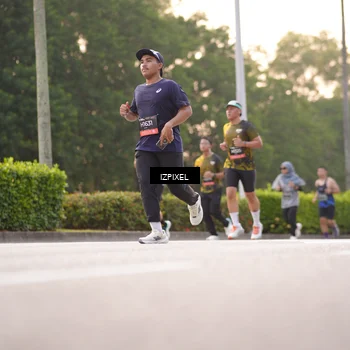 Runner Photo 6390997