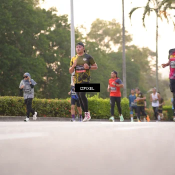 Runner Photo 6391098