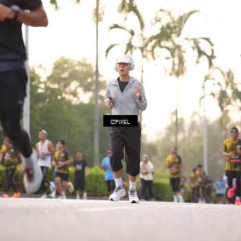 Runner Photo 6391253