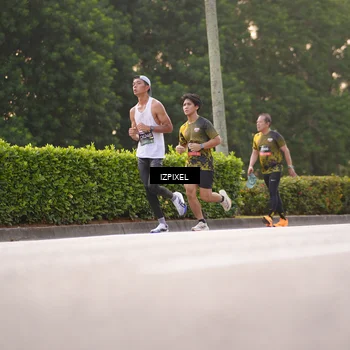 Runner Photo 6391333