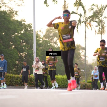 Runner Photo 6391400