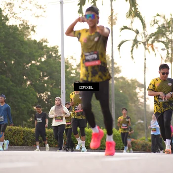 Runner Photo 6391424