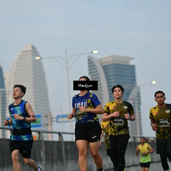 Runner Photo 6391699