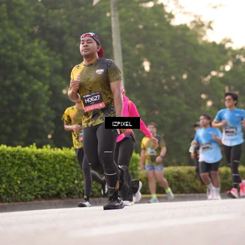 Runner Photo 6391846