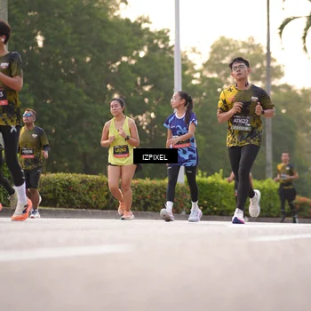 Runner Photo 6392034