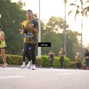 Runner Photo 6392045