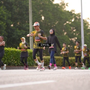 Runner Photo 6392190