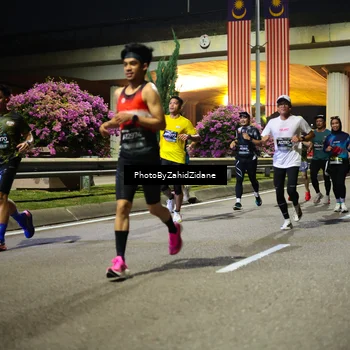 Runner Photo 6392236