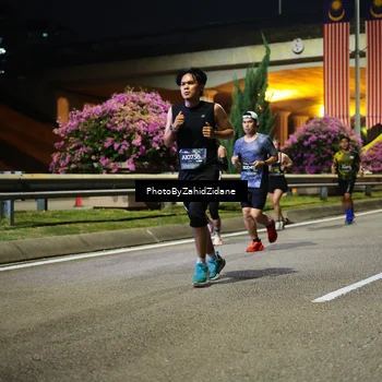 Runner Photo 6392255