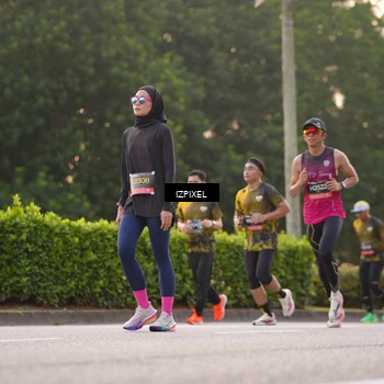Runner Photo 6392301