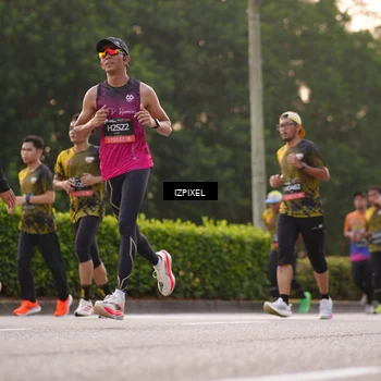 Runner Photo 6392346