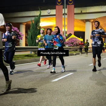 Runner Photo 6392417