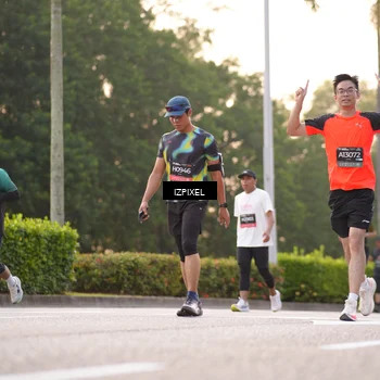Runner Photo 6392481