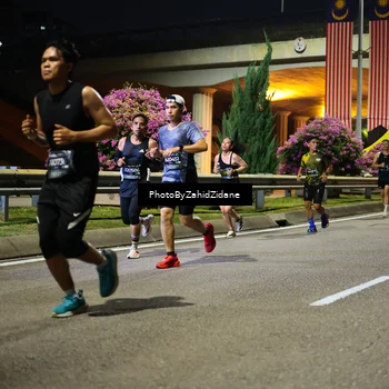 Runner Photo 6392496