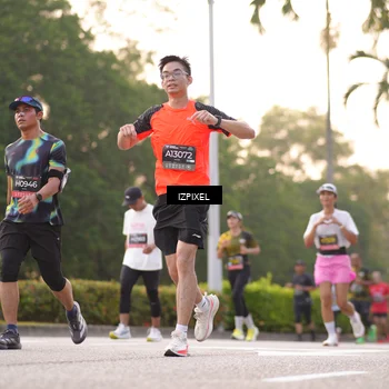 Runner Photo 6392543