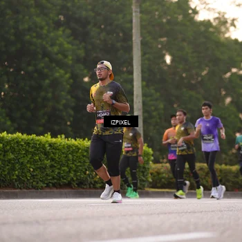 Runner Photo 6392579