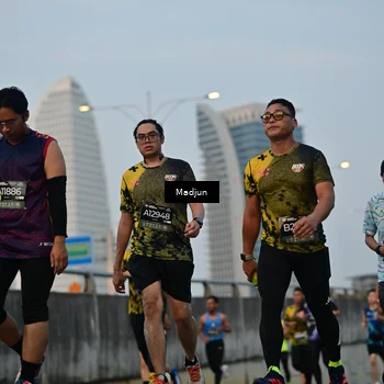 Runner Photo 6392581