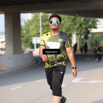 Runner Photo 6392596