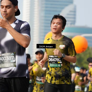 Runner Photo 6392597